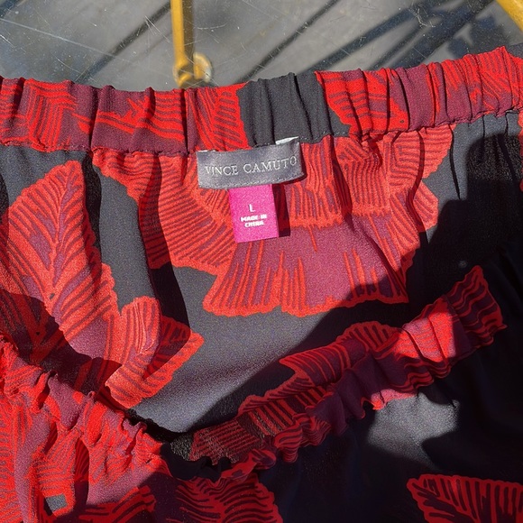 Vince Camuto L off shoulder blouse - Picture 2 of 2